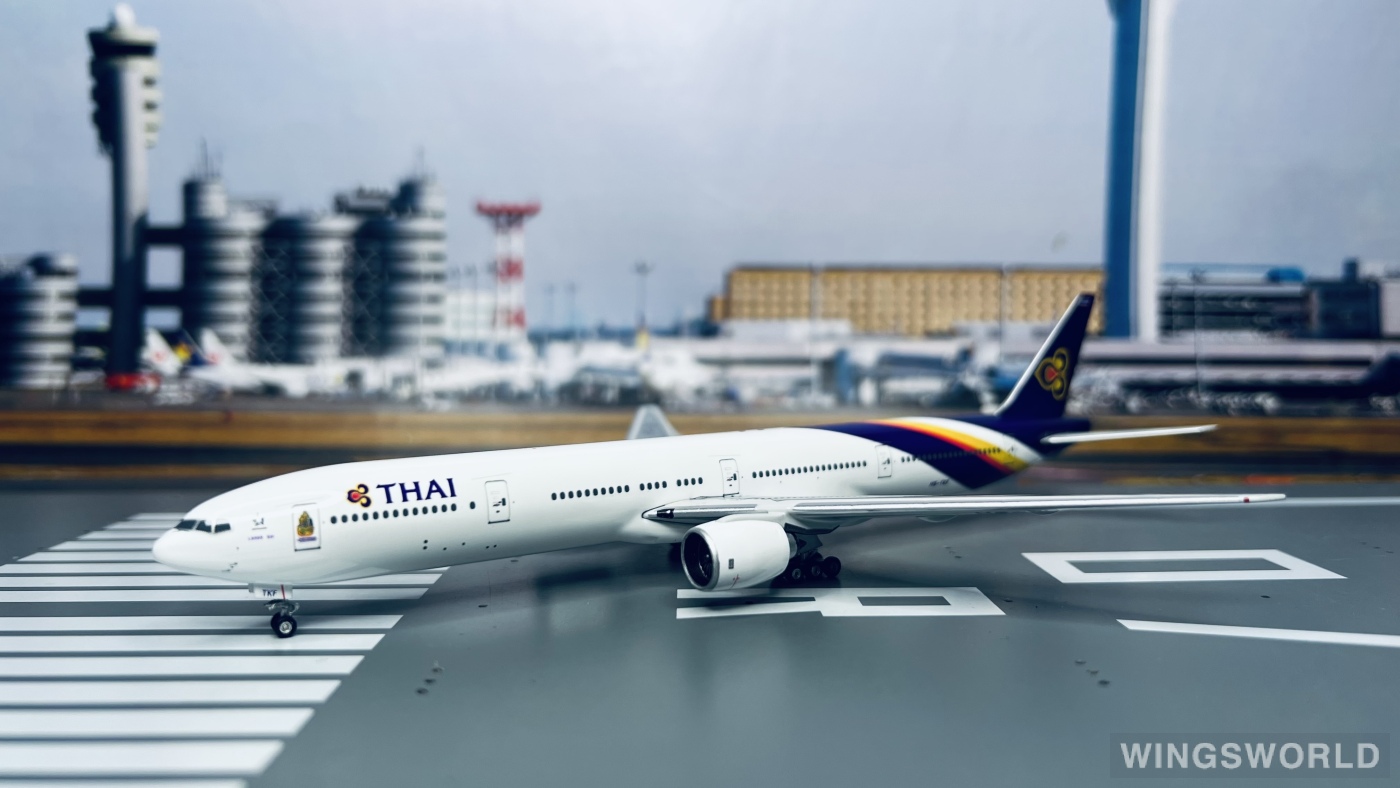 Phoenix 1:400 PH10331A Thai Airways 泰国国际航空 Boeing 777-300 HS-TKF