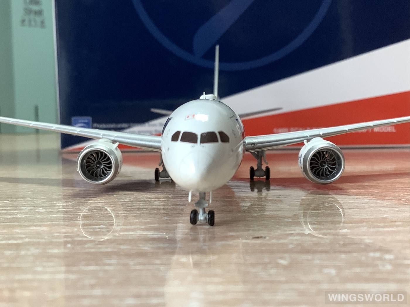 JC Wings 1:400 XX4424 LOT 波兰航空 Boeing 787-9 SP-LSA