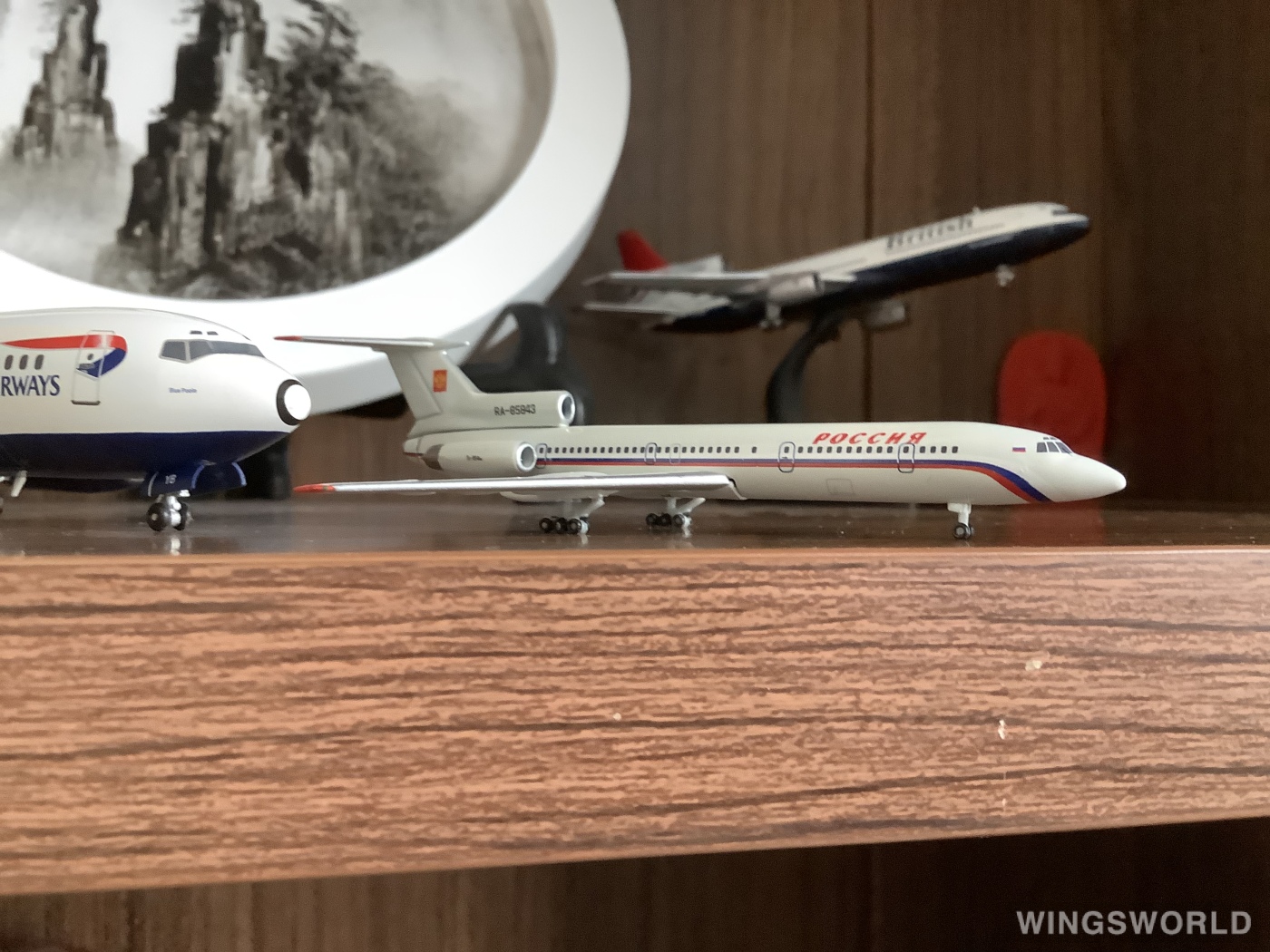 Herpa 1:500 535151 Rossiya Special Flight Detachment Tupolev Tu-154 RA-85843