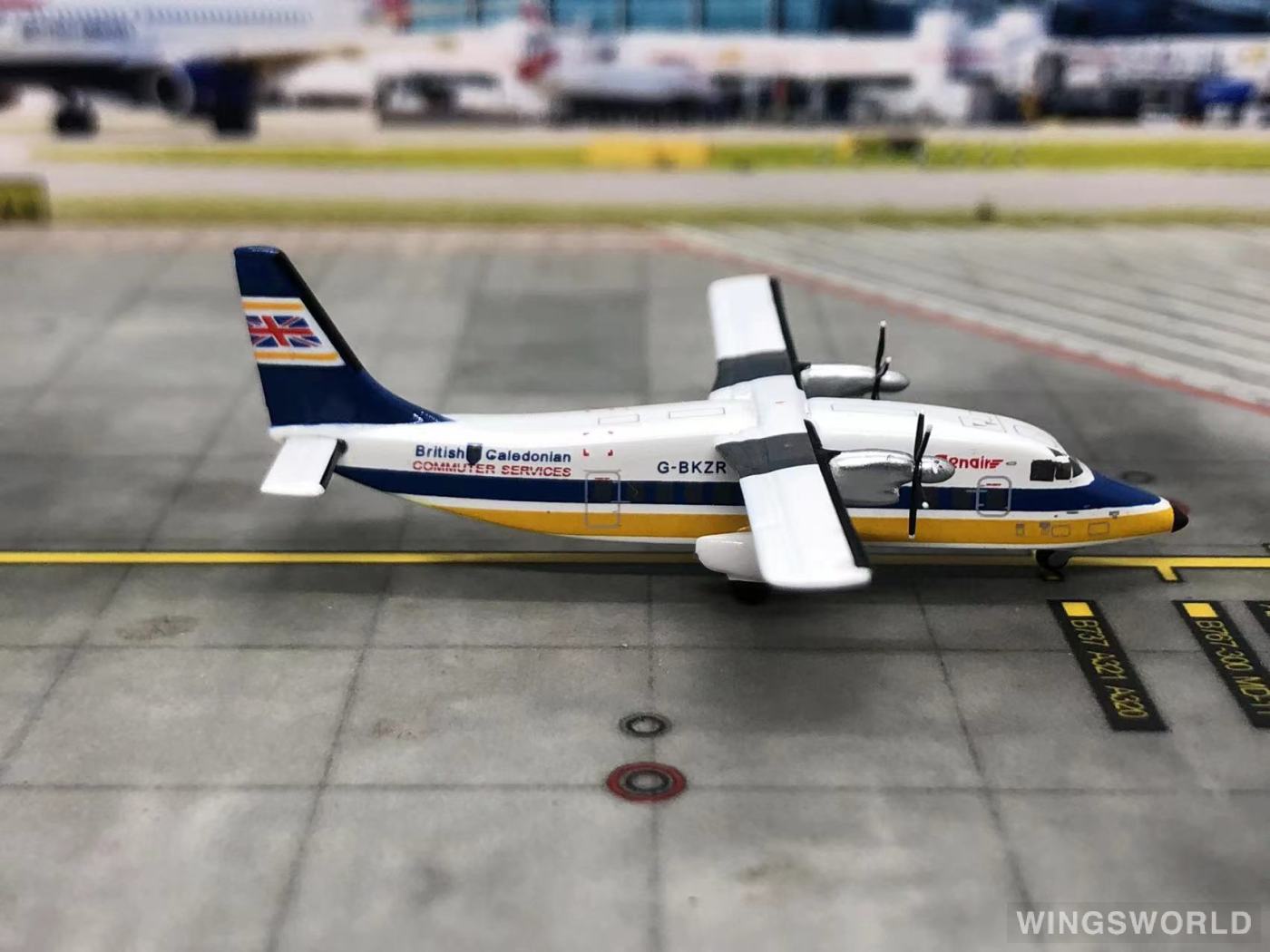 JC Wings 1:400 JC4120 British Caledonian 英国金狮航空 Short 360 G-BKZR