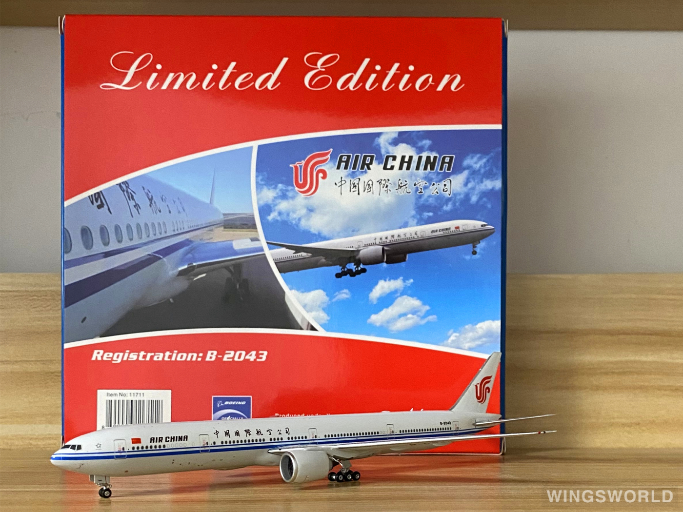 Phoenix 1:400 PH11711 Air China 中国国际航空 Boeing 777-300ER B-2043