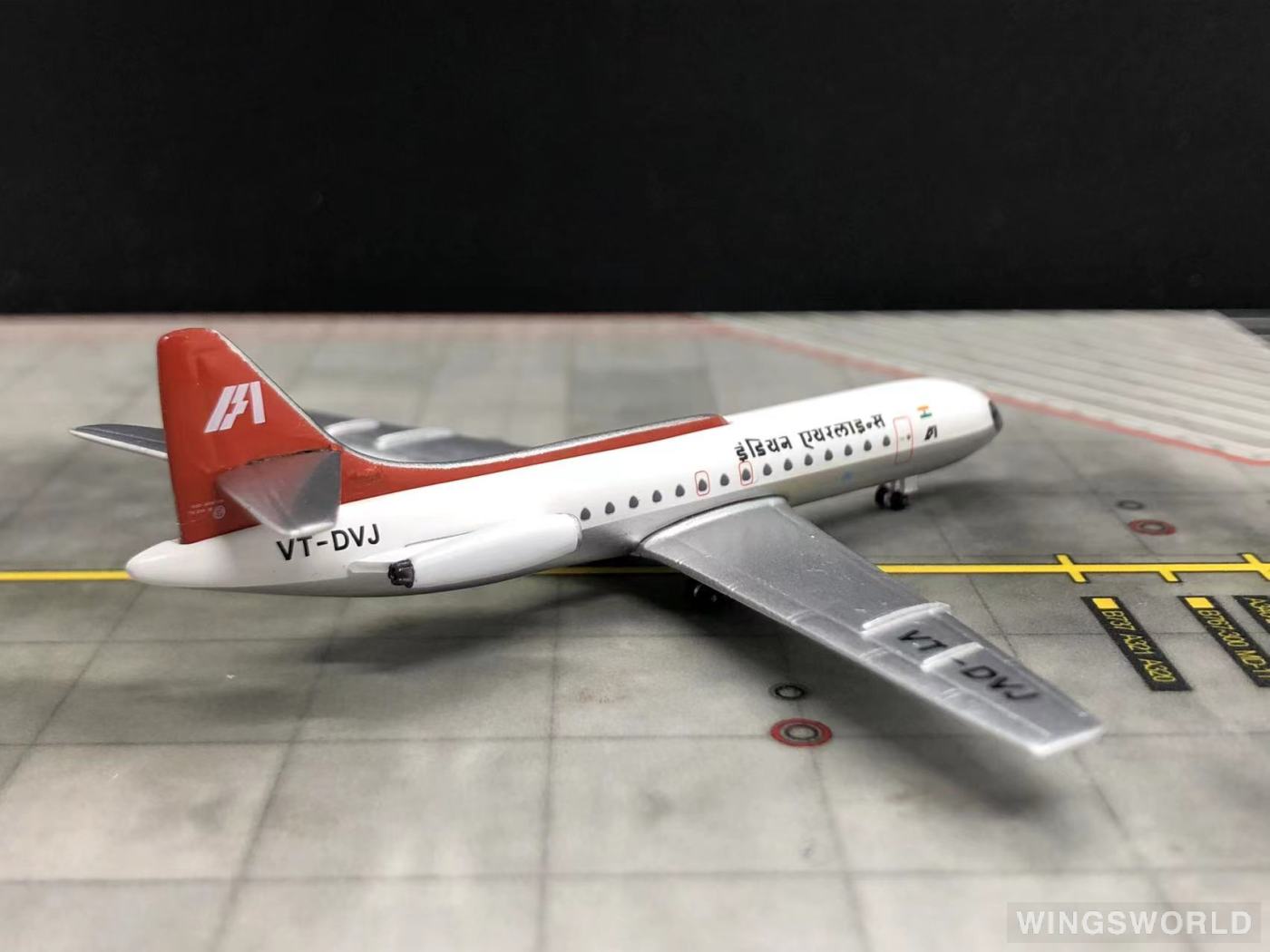 AeroClassics 1:400 AC419947 Indian Airlines 印度人航空 Sud Aviation SE 210 VT-DVI
