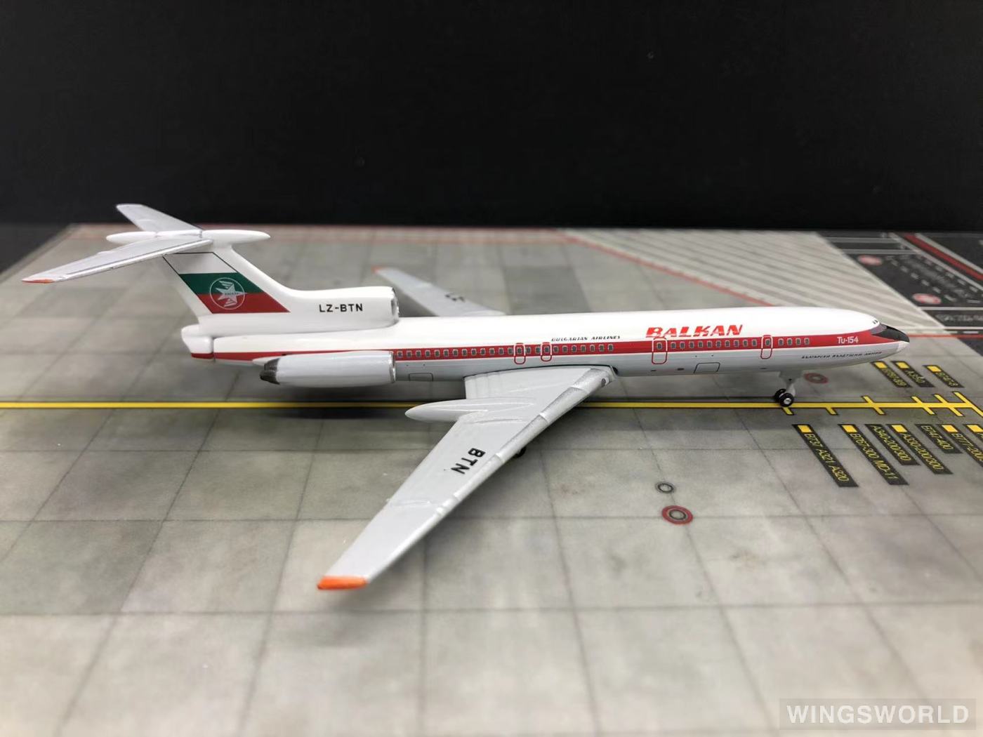 AeroClassics 1:400 AC419959 Balkan Bulgarian Airlines 巴尔干保加利亚航空公司 Tupolev Tu-154 LZ-BTN