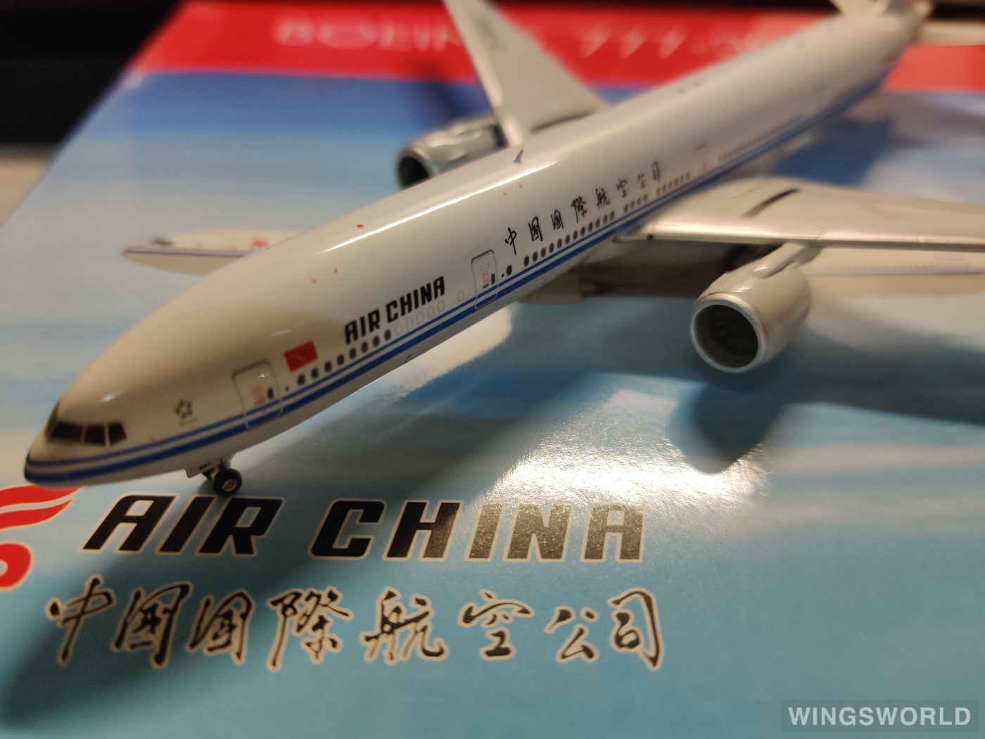 Phoenix 1:400 PH11711 Air China 中国国际航空 Boeing 777-300ER B-2043