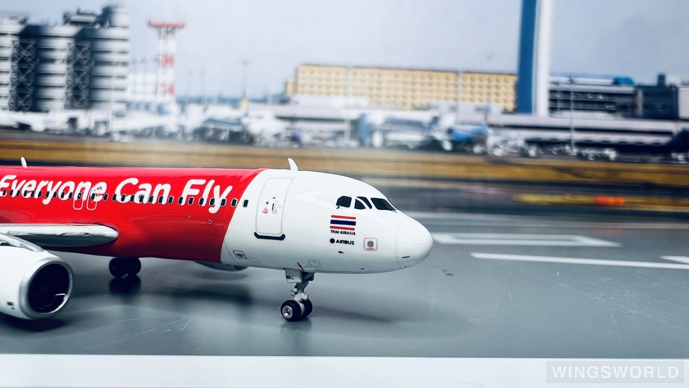 Phoenix 1:400 PH10800 AirAsia 亚洲航空 Airbus A320 HS-BBC