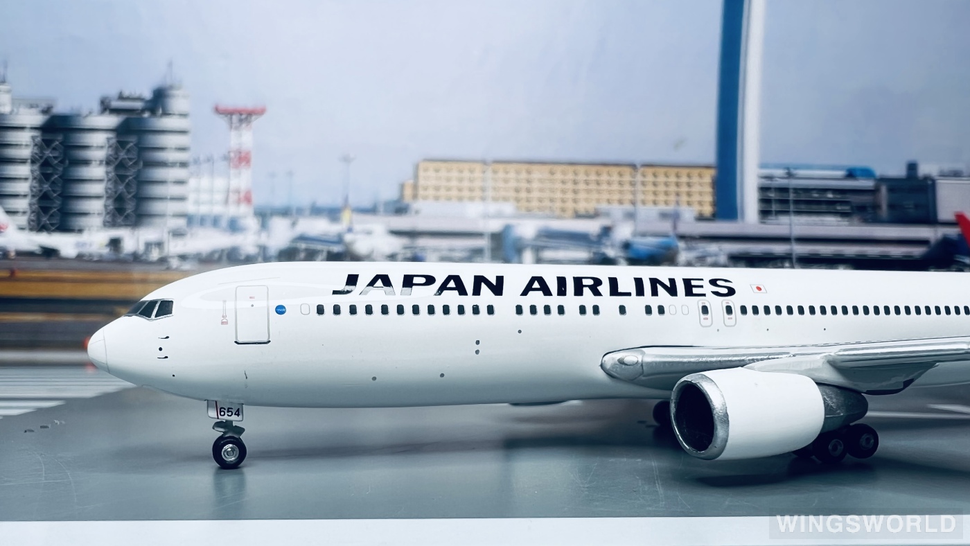 Phoenix 1:400 PH10500 Japan Airlines 日本航空 Boeing 767-300 JA654J