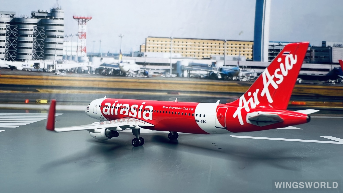 Phoenix 1:400 PH10800 AirAsia 亚洲航空 Airbus A320 HS-BBC