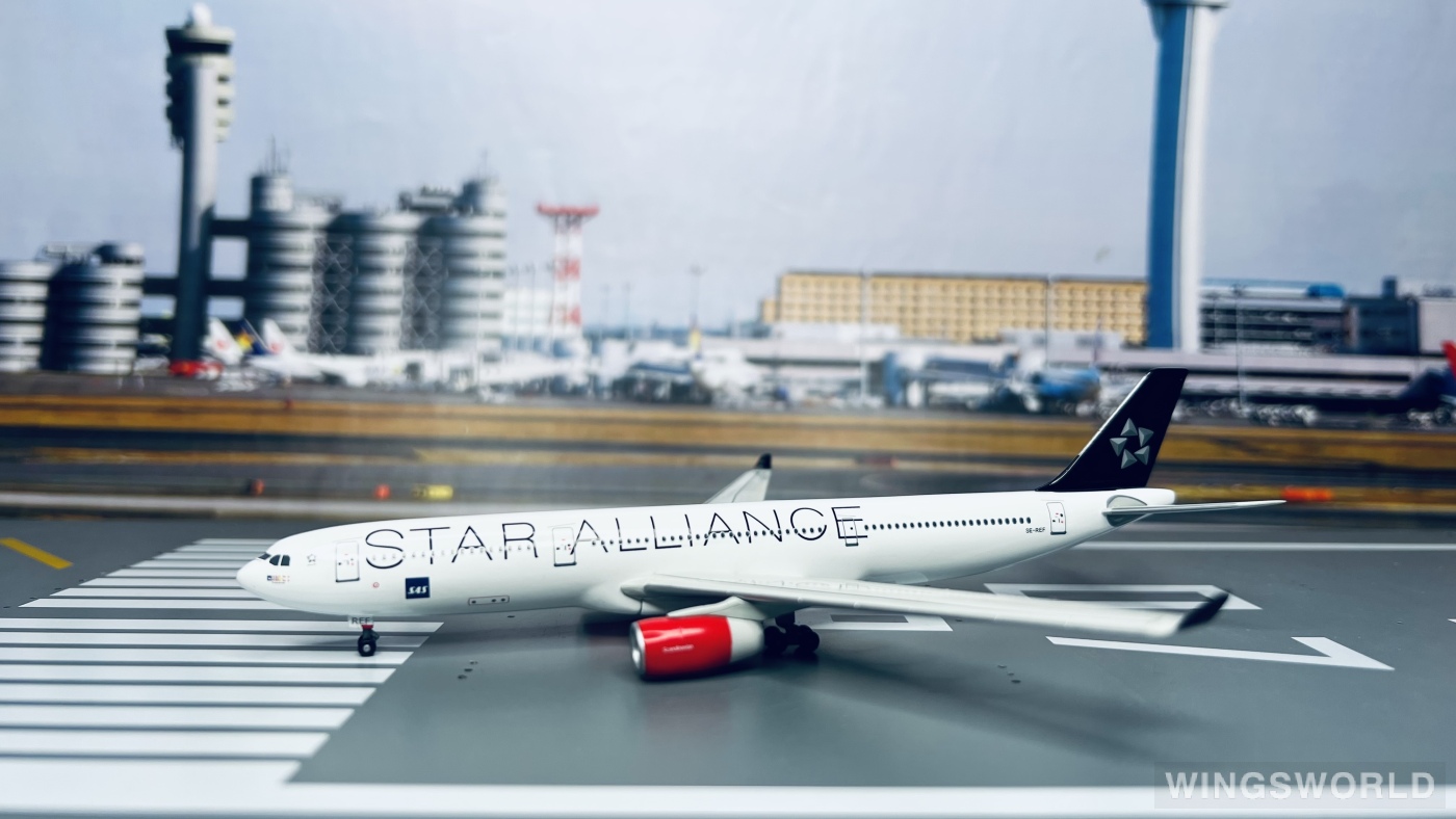 Dragon Models 1:400 55651B SAS 北欧航空 Airbus A330-300 SE-REF