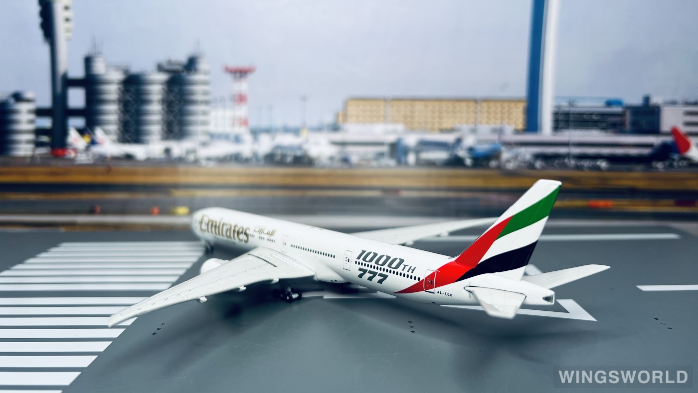 Geminijets 1:400 GJUAE1189 Emirates 阿联酋航空 Boeing 777-300ER A6-EGO