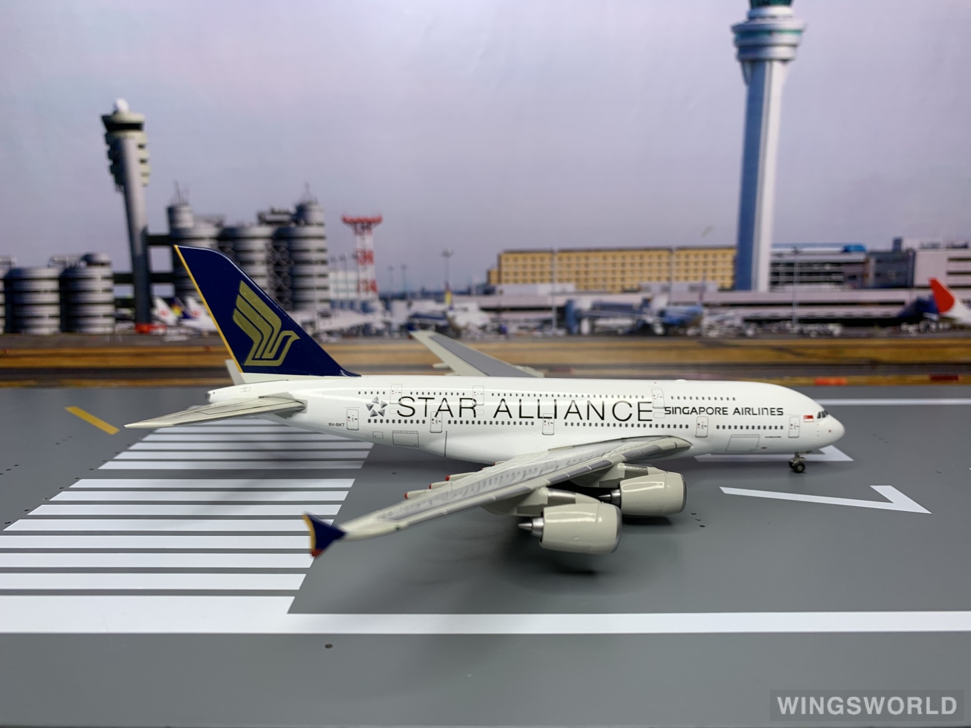 JC Wings 1:400 JC4105 Singapore Airlines 新加坡航空 Airbus A380-800 9V-SKT