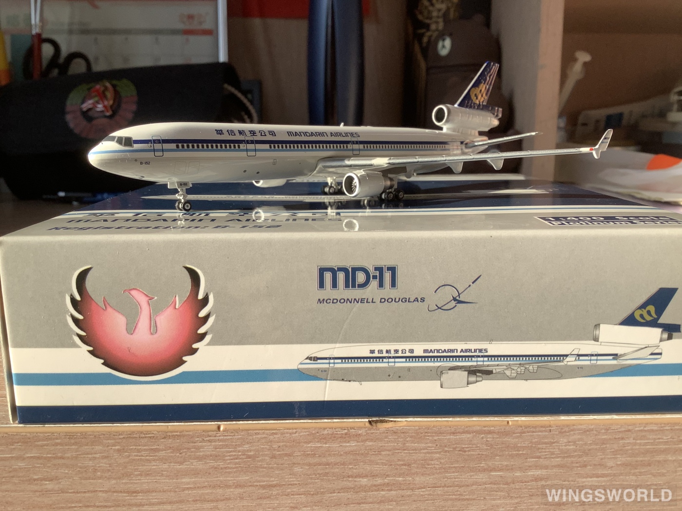 Phoenix 1:400 PH11018 Mandarin Airlines 华信航空 McDonnell Douglas MD-11 B-152