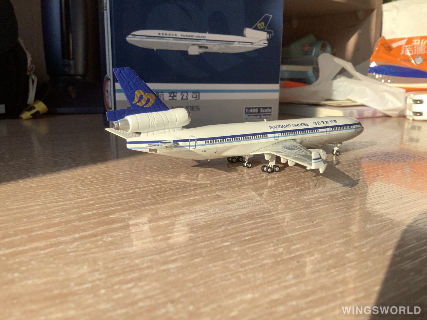 Phoenix 1:400 PH11018 Mandarin Airlines 华信航空 McDonnell Douglas MD-11 B-152