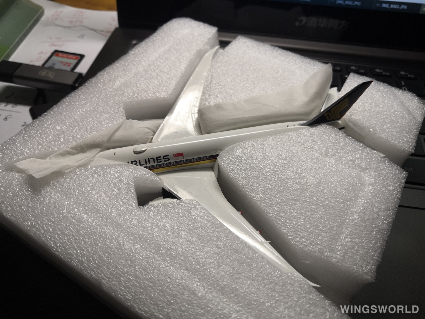NGmodels 1:400 NG56008 Singapore Airlines 新加坡航空 Boeing 787-10 9V-SCP