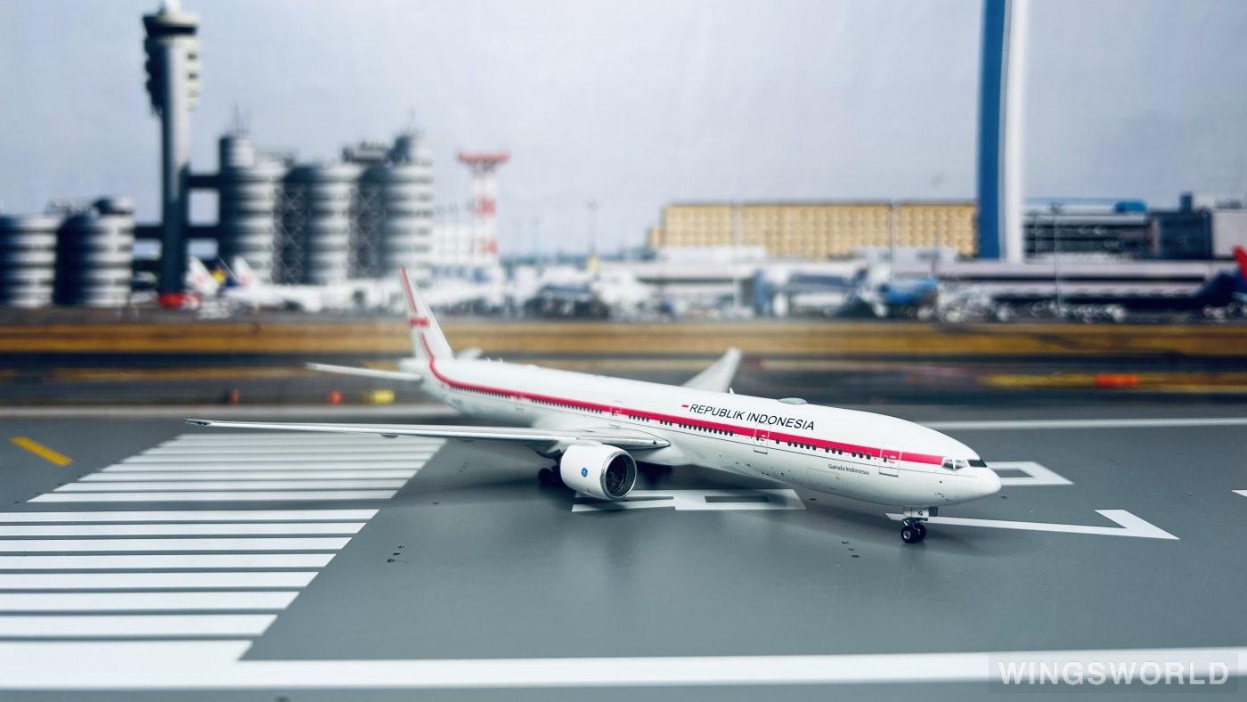 Phoenix 1:400 PH11646 Garuda Indonesia 印度尼西亚鹰航 Boeing 777-300ER PK-GIG