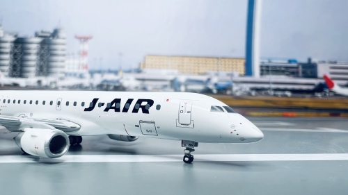 JC Wings 1:400 Embraer ERJ-190 J-AIR EW4190001 JA250J 图片和 JC Wings 1:400 Embraer ERJ-190 J-AIR EW4190001 JA250J 图片和
