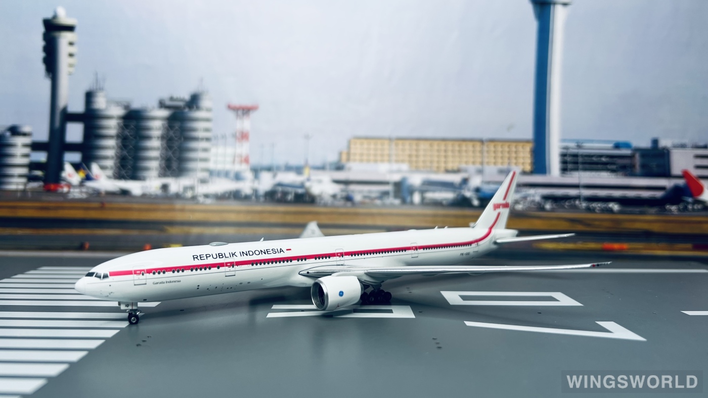 Phoenix 1:400 PH11646 Garuda Indonesia 印度尼西亚鹰航 Boeing 777-300ER PK-GIG