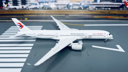 NG models 1:400 Airbus A350-900 China Eastern 中国东方航空