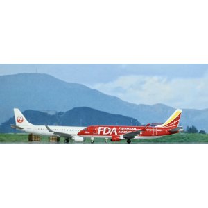 Fuji Dream Airlines 富士梦幻航空 Embraer ERJ-170 JA01FJ  EW4170003 JC Wings 1:400