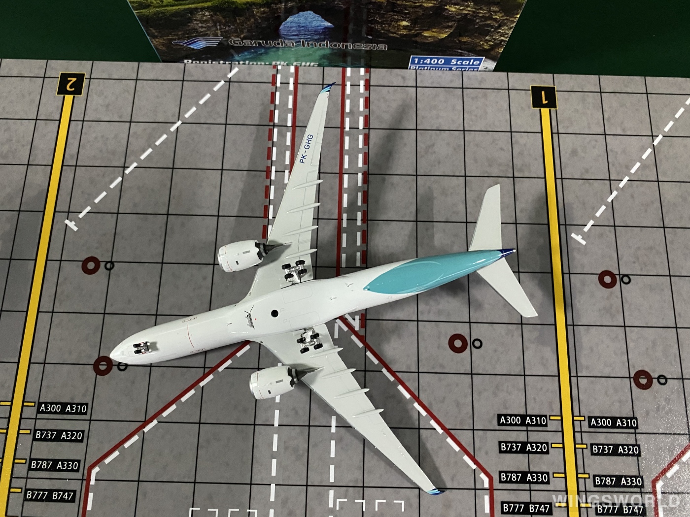 Phoenix 1:400 PH11604 Garuda Indonesia 印度尼西亚鹰航 Airbus A330-900neo PK-GHG