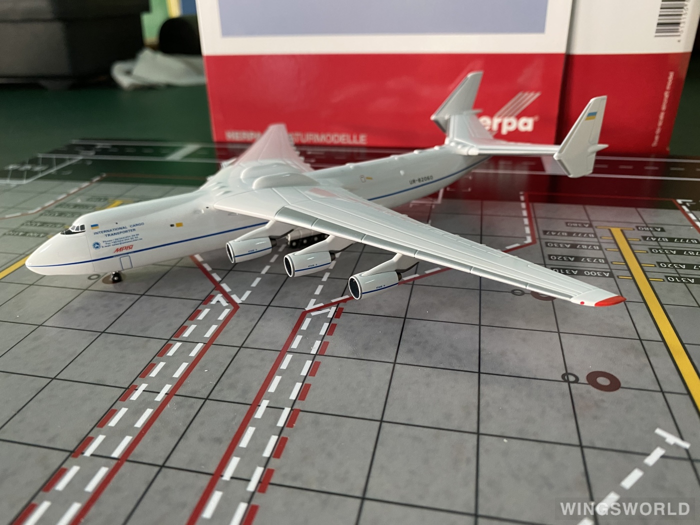 Herpa 1:400 562768 Antonov 安东诺夫 Antonov An-225 UR-82060