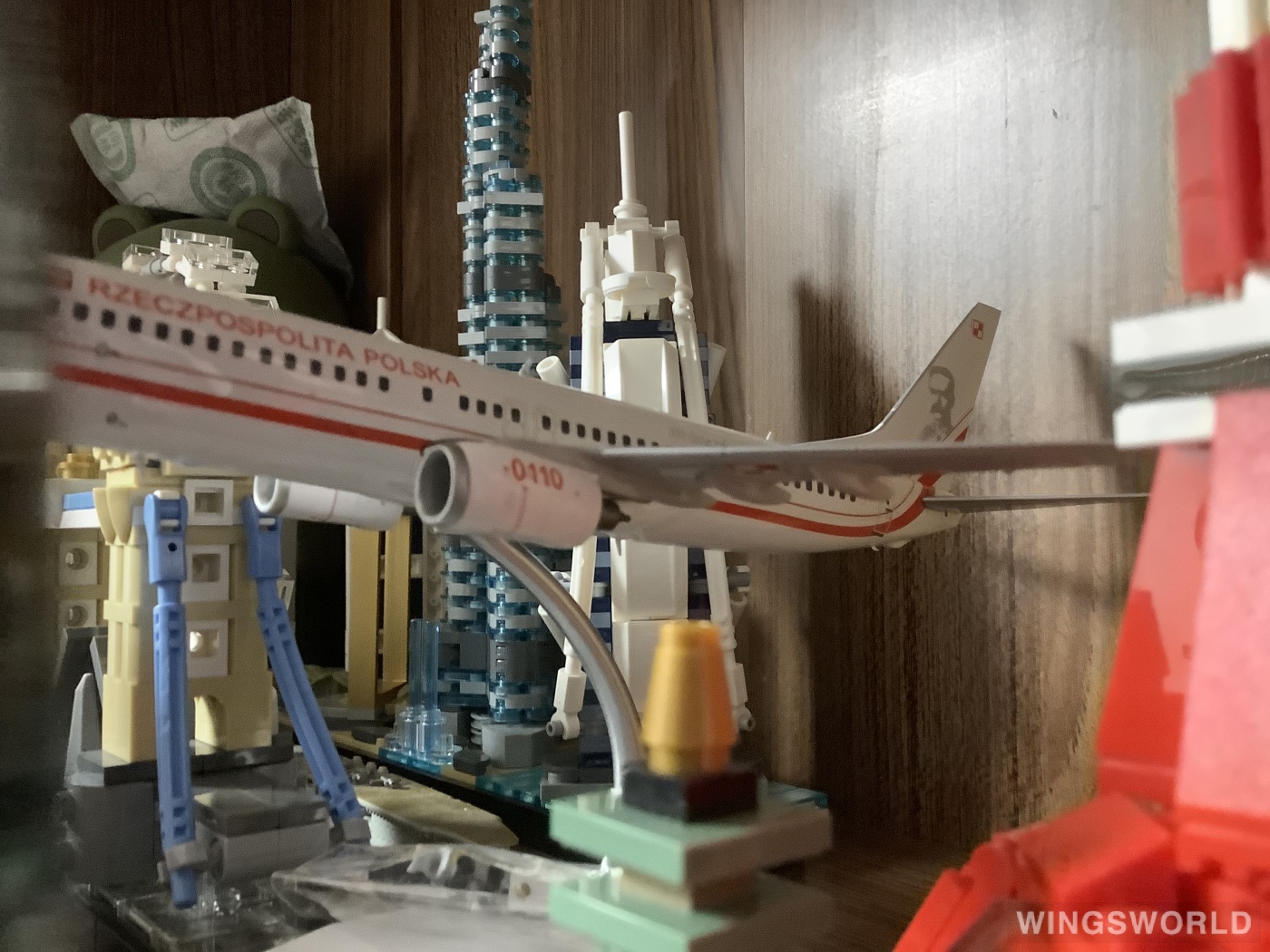 JC Wings 1:200 LH2245 Polish Air Force 波兰空军 Boeing 737-800 0110