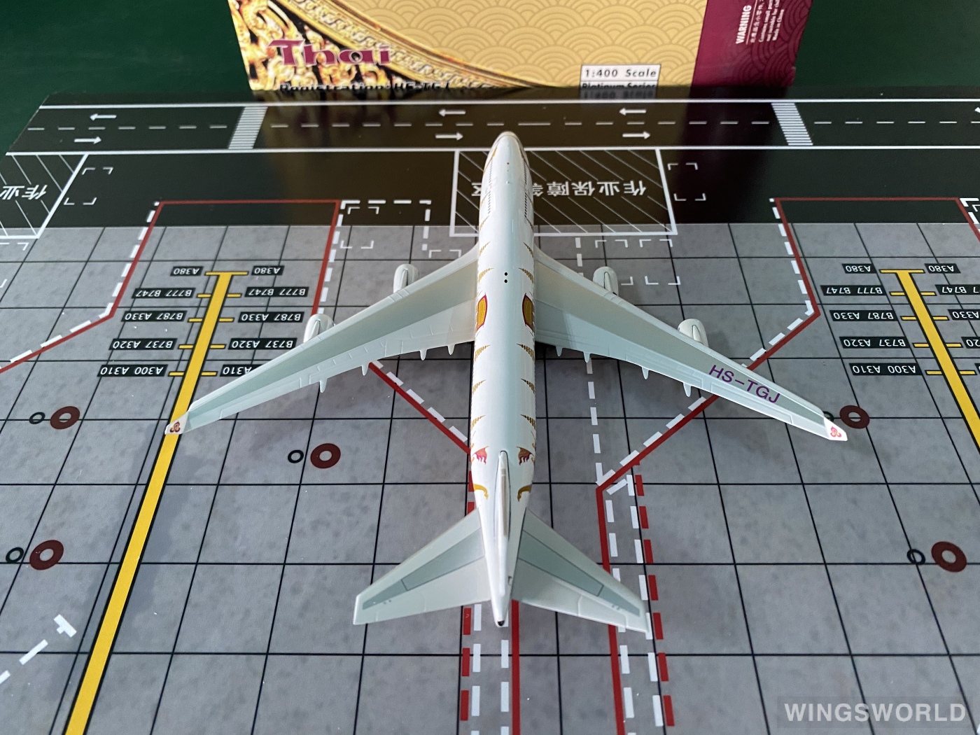 Phoenix 1:400 PH11702 Thai Airways 泰国国际航空 Boeing 747-400 HS-TGJ