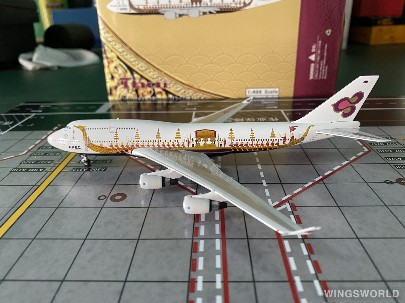 Phoenix 1:400 PH11702 Thai Airways 泰国国际航空 Boeing 747-400 HS-TGJ