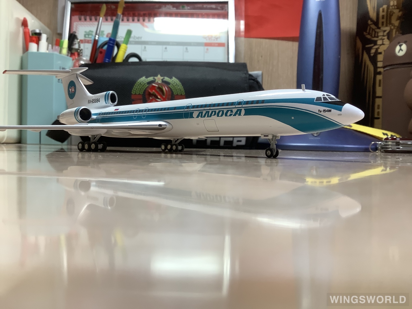 Herpa 1:200 554763 Alrosa 埃罗莎矿业航空 Tupolev Tu-154 RA-85684