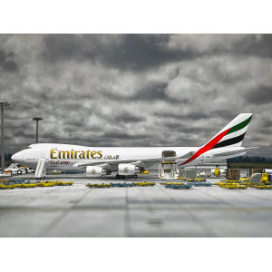 Emirates 阿联酋航空 Boeing 747-400 N415MC 2000s colors. WT4744015 Witty 1:400