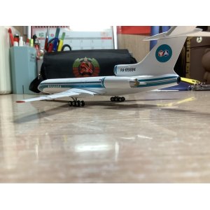 Alrosa 埃罗莎矿业航空 Tupolev Tu-154 RA-85684  554763 Herpa 1:200
