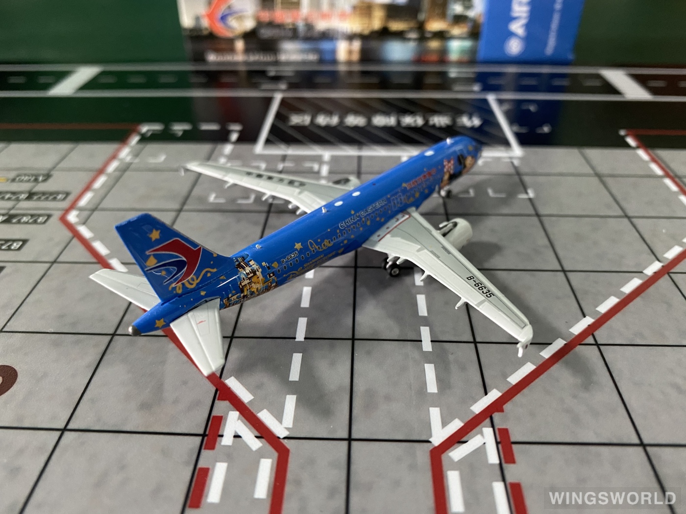 Phoenix 1:400 PH04095 China Eastern 中国东方航空 Airbus A320 B-6635