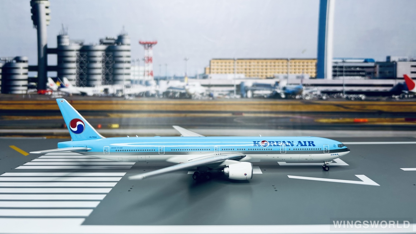 Phoenix 1:400 PH04152 Korean Air 大韩航空 Boeing 777-300 HL7534