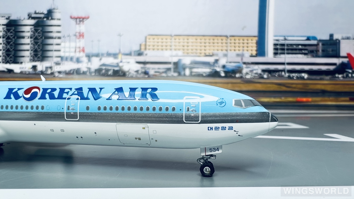 Phoenix 1:400 PH04152 Korean Air 大韩航空 Boeing 777-300 HL7534