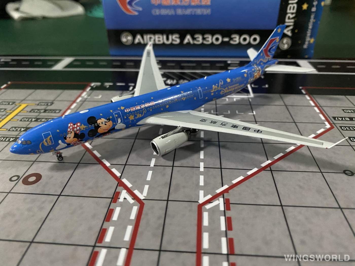 Phoenix 1:400 PH04093 China Eastern 中国东方航空 Airbus A330-300 B-6120