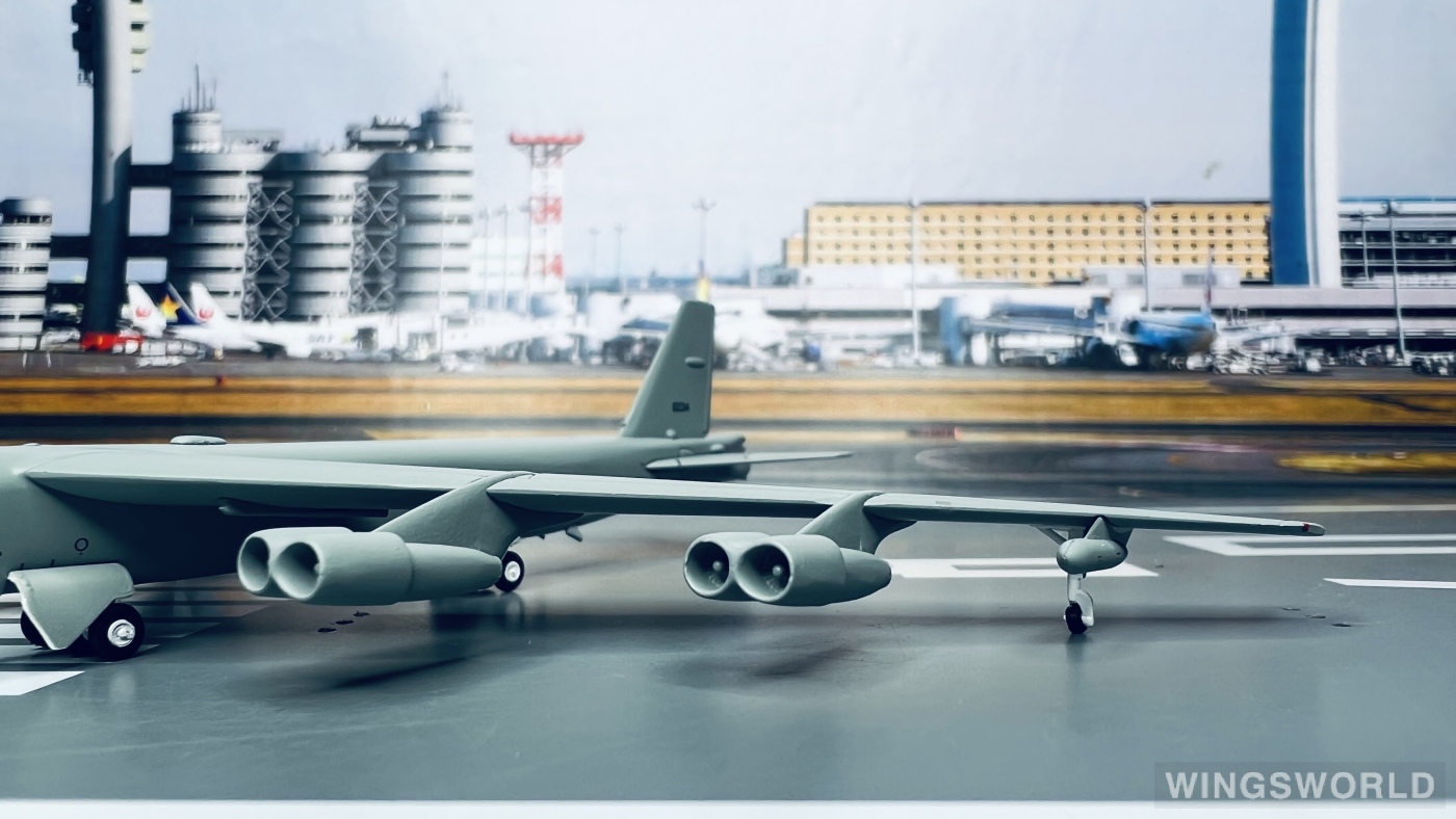 Geminijets 1:400 GMUSA112 USAF 美国空军 Boeing B-52 60-0034