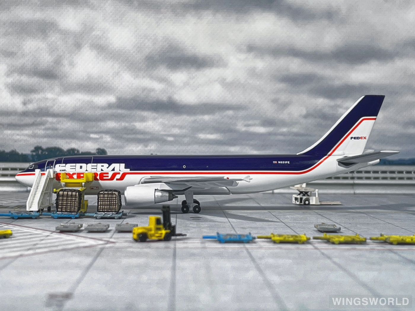 AeroClassics 1:400 ACN651FE FedEx 联邦快递 Airbus A300-600 N651FE