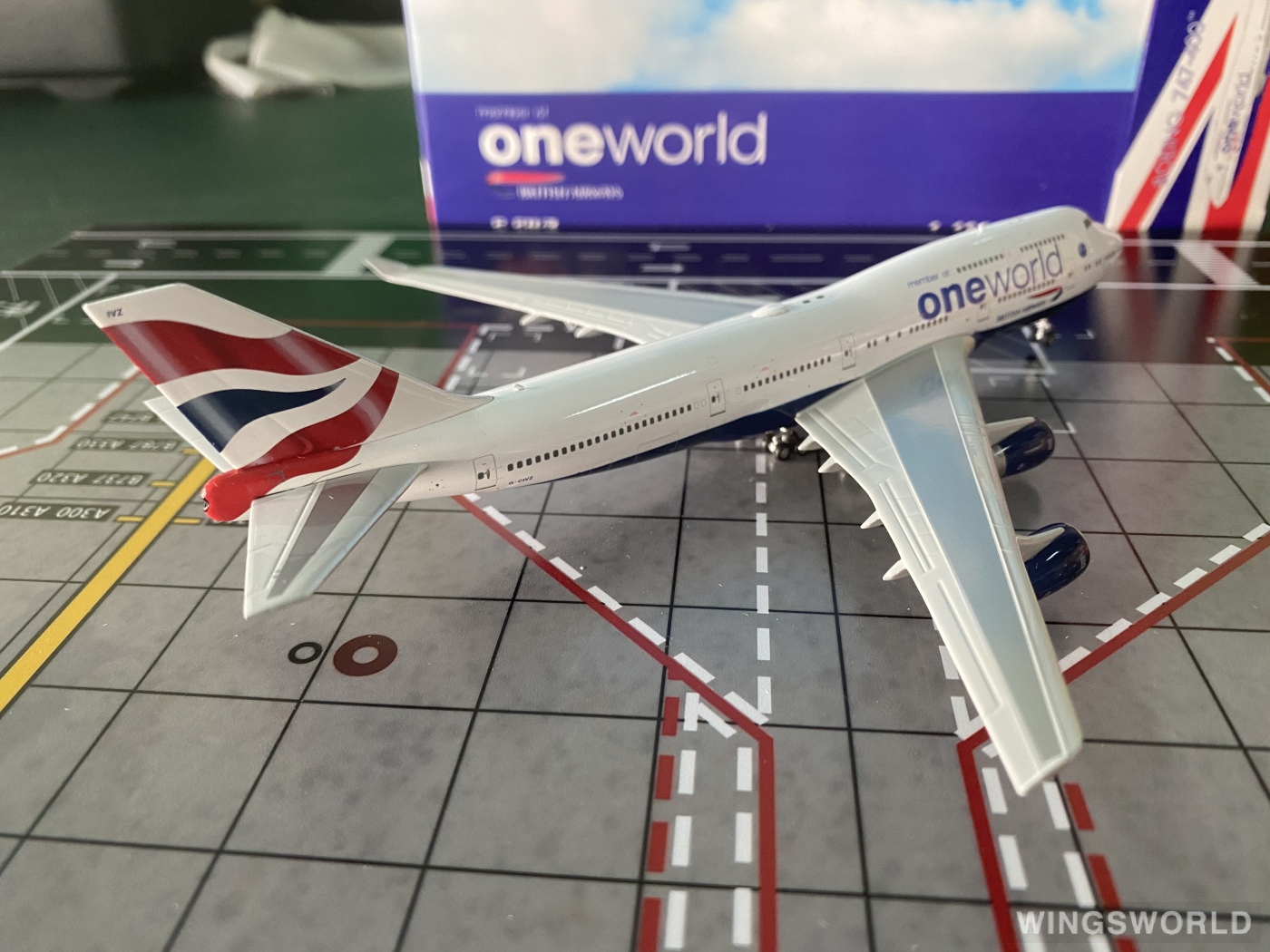 Phoenix 1:400 PH04349 British Airways 英国航空 Boeing 747-400 G-CIVZ