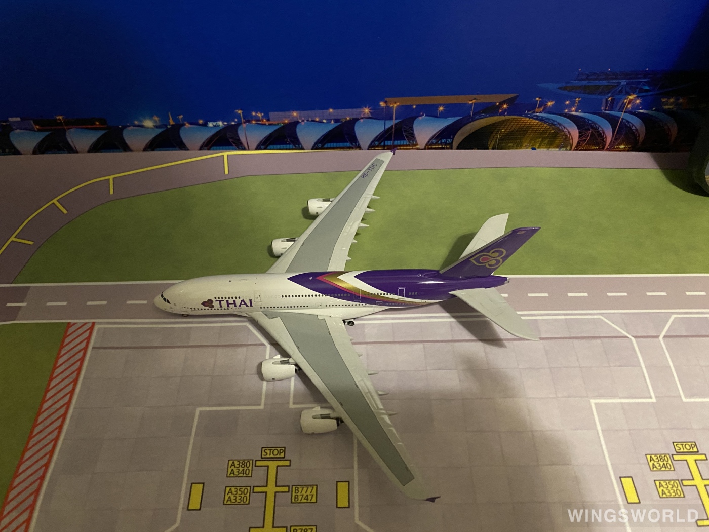 Phoenix 1:400 PH11664 Thai Airways 泰国国际航空 Airbus A380-800 HS-TUC