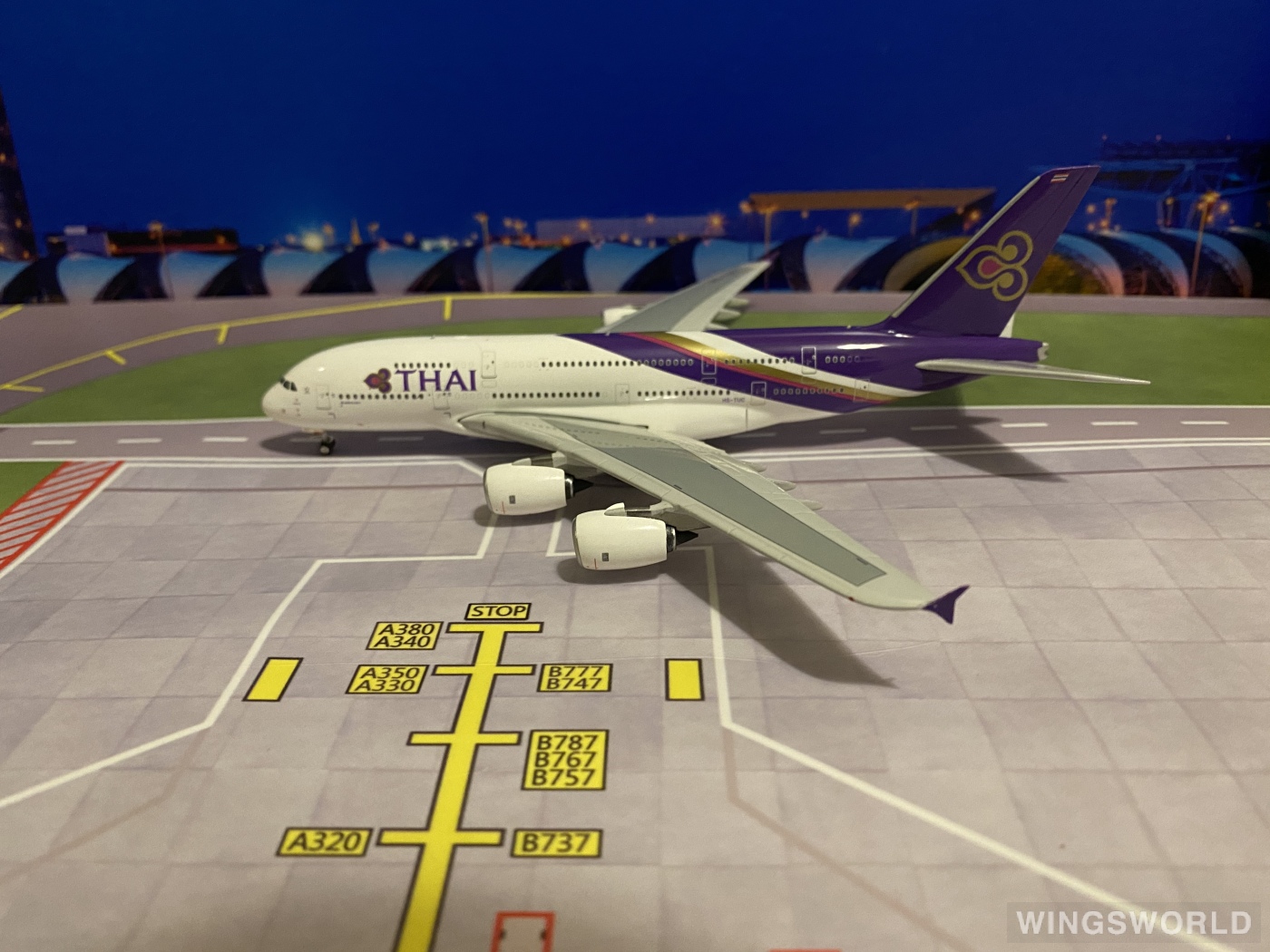 Phoenix 1:400 PH11664 Thai Airways 泰国国际航空 Airbus A380-800 HS-TUC