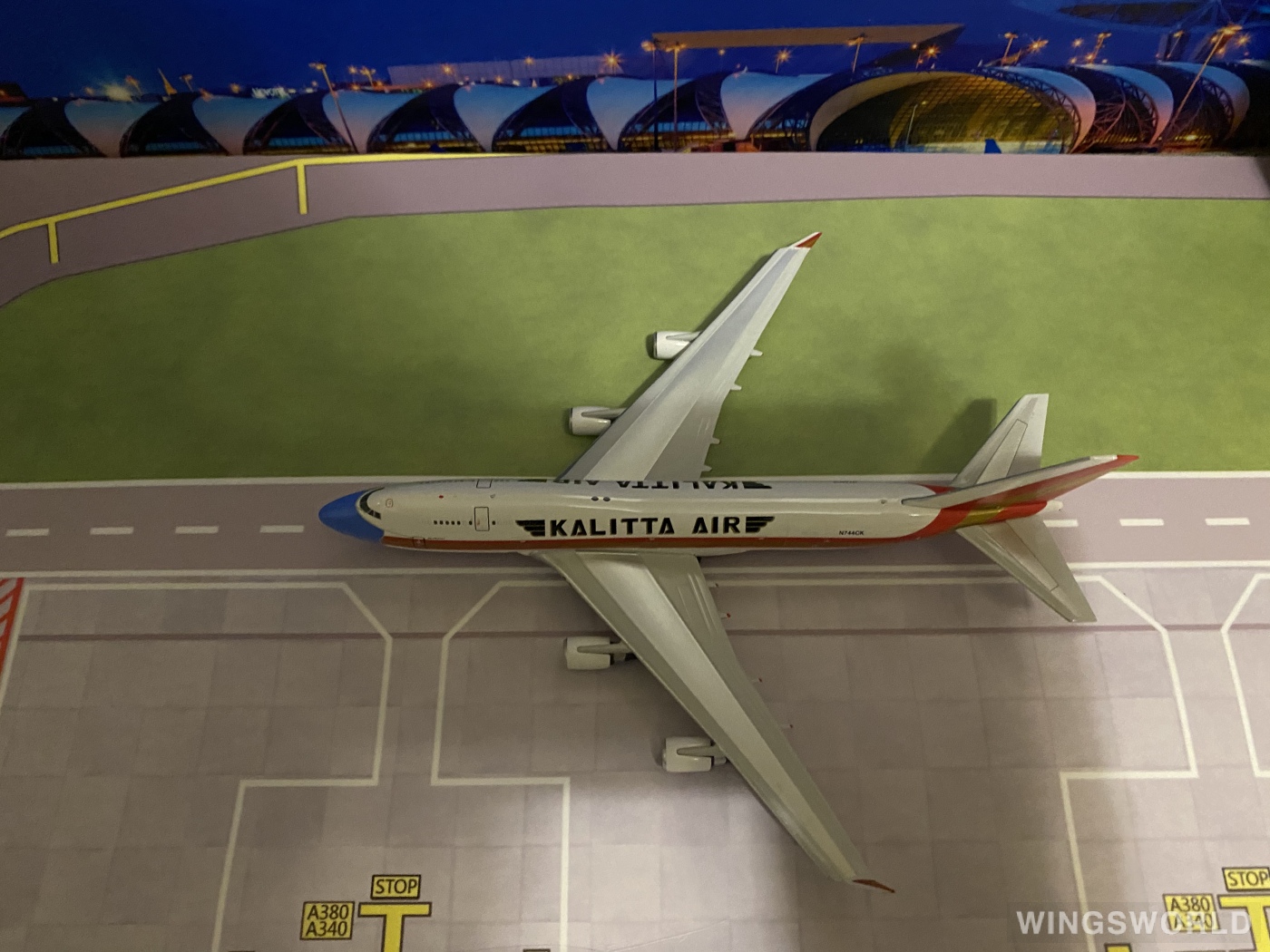 Phoenix 1:400 PH04381 Kalitta Air 卡利塔航空 Boeing 747-400 N744CK