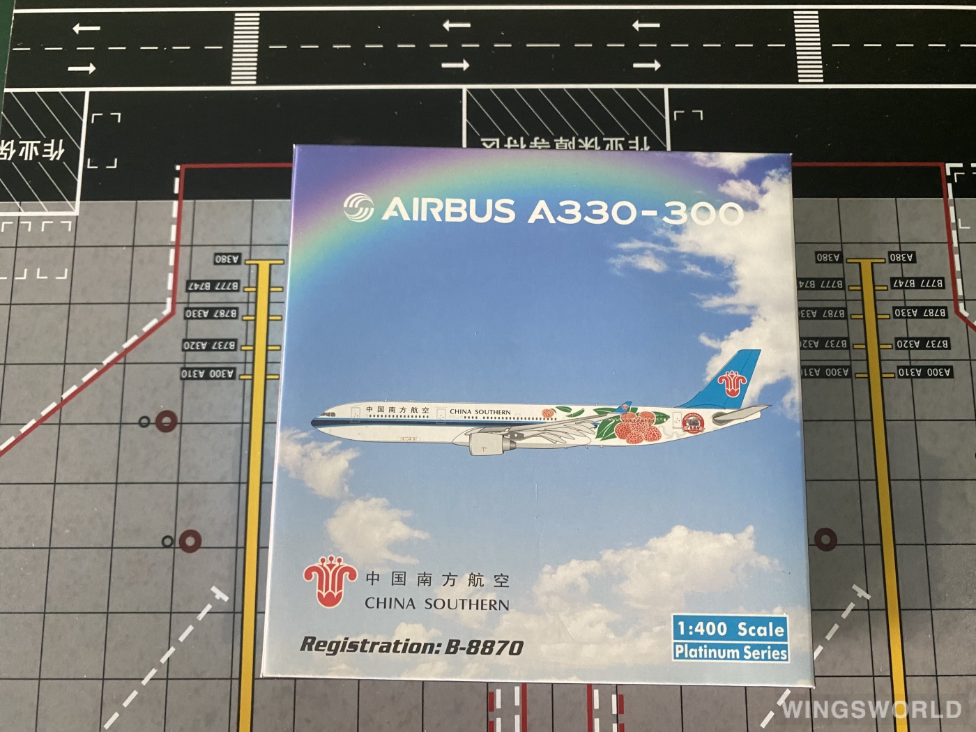 Phoenix 1:400 PH11620 China Southern 中国南方航空 Airbus A330-300 B-8870