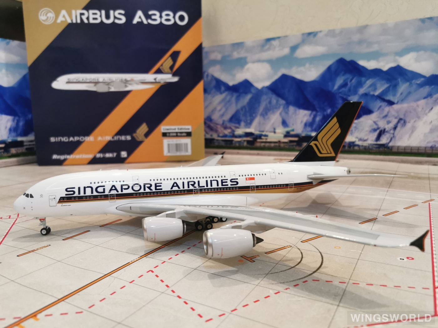 Phoenix 1:200 PH20170 Singapore Airlines 新加坡航空 Airbus A380-800 9V-SKT