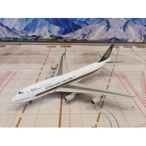 Singapore Airlines 新加坡航空 Boeing 747-400 9V-SMJ  IF744602 Inflight200 1:200