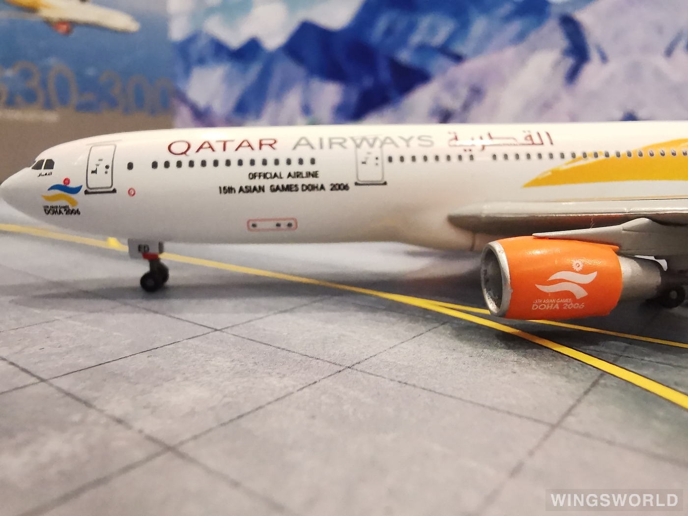 Dragon Models 1:400 55468 Qatar 卡塔尔航空 Airbus A330-300 A7-AED