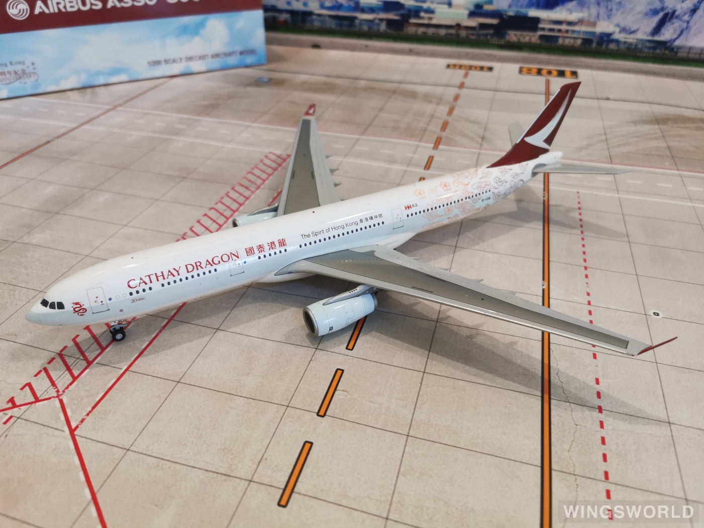 JC Wings 1:200 XX2161 Cathay Dragon 国泰港龙航空 Airbus A330-300 B-HYB