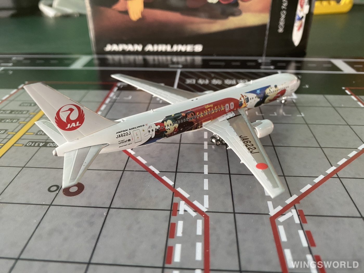 Phoenix 1:400 PH04367 Japan Airlines 日本航空 Boeing 767-300 JA622J