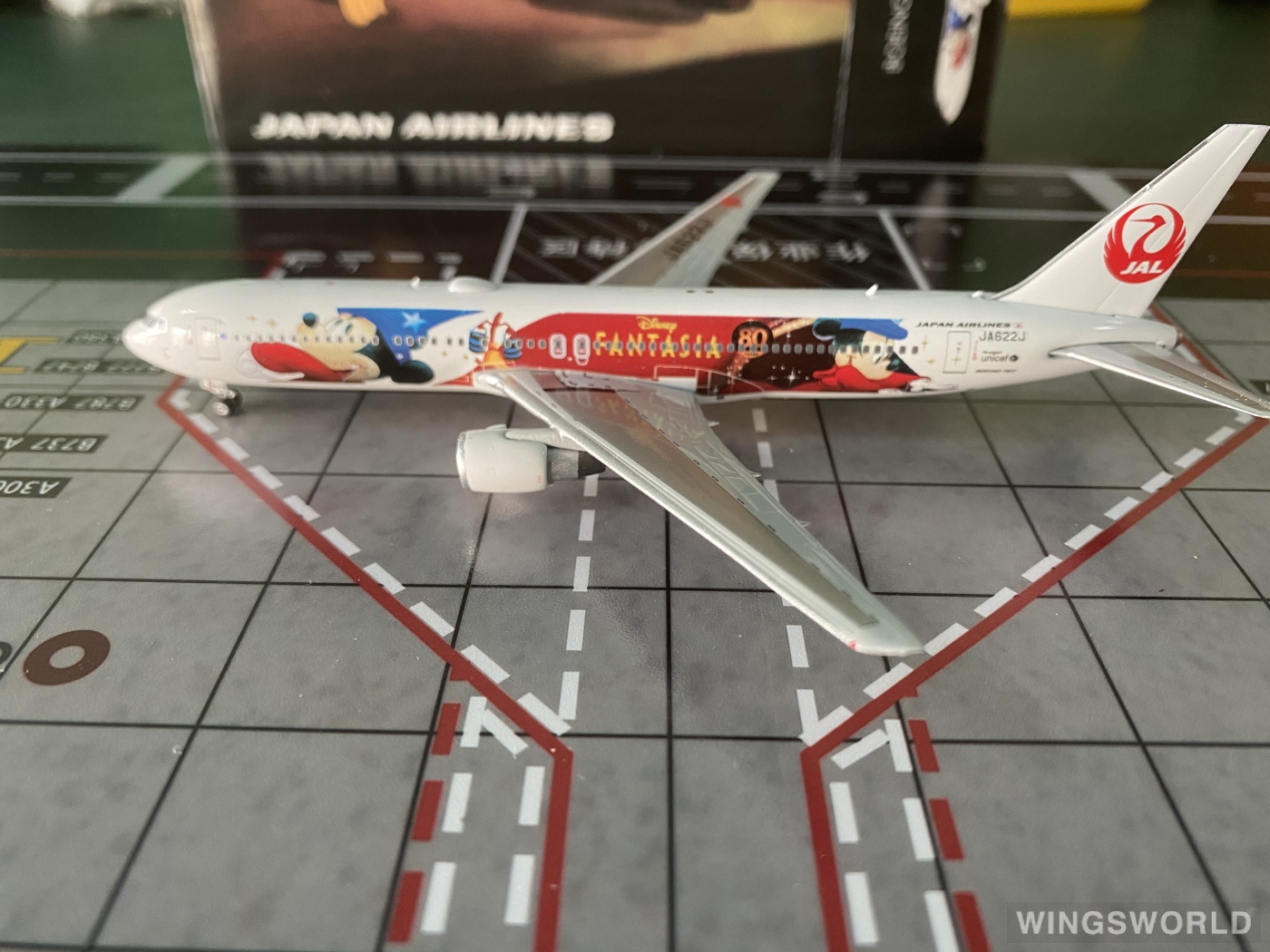 Phoenix 1:400 PH04367 Japan Airlines 日本航空 Boeing 767-300 JA622J