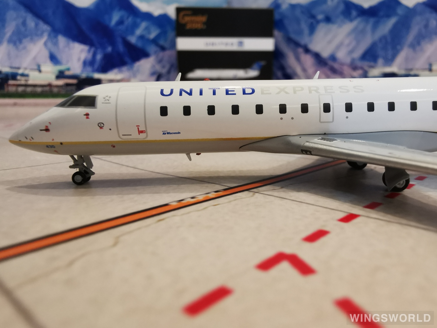 Geminijets 1:200 G2UAL795 United Airlines 美国联合航空 Bombardier CRJ200 N430AW