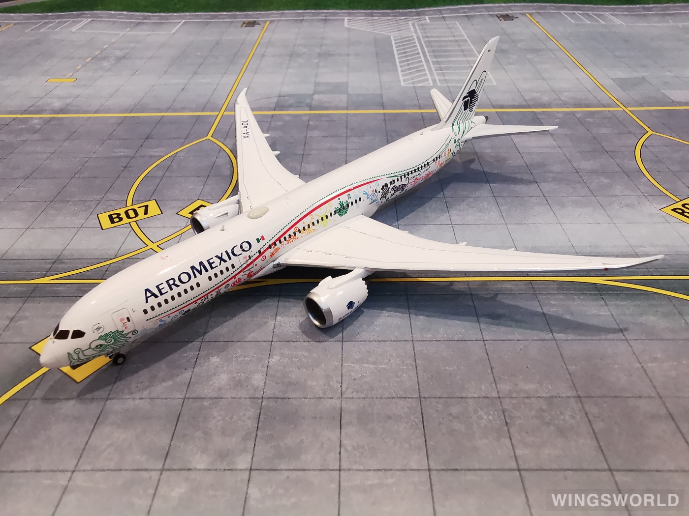 Geminijets 1:400 GJAMX1669 Aeroméxico 墨西哥国际航空 Boeing 787-9 XA-ADL