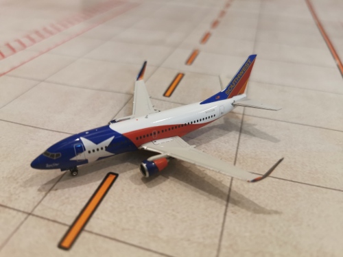 Southwest Airlines 美国西南航空 Boeing 737-300 N352SW  GJSWA1467 Geminijets 1:400